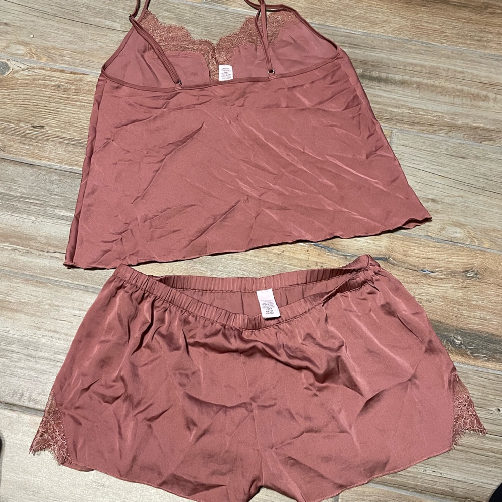 Cami Set - Picture 2 of 3